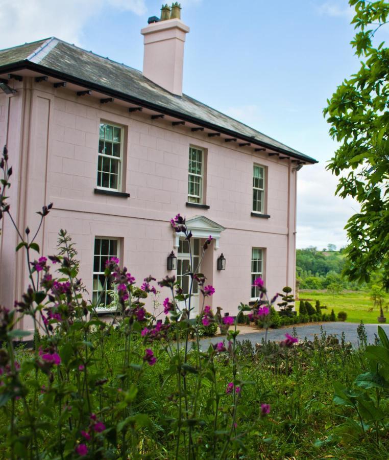 Syon House Hotel Бъдли Салтъртън Екстериор снимка